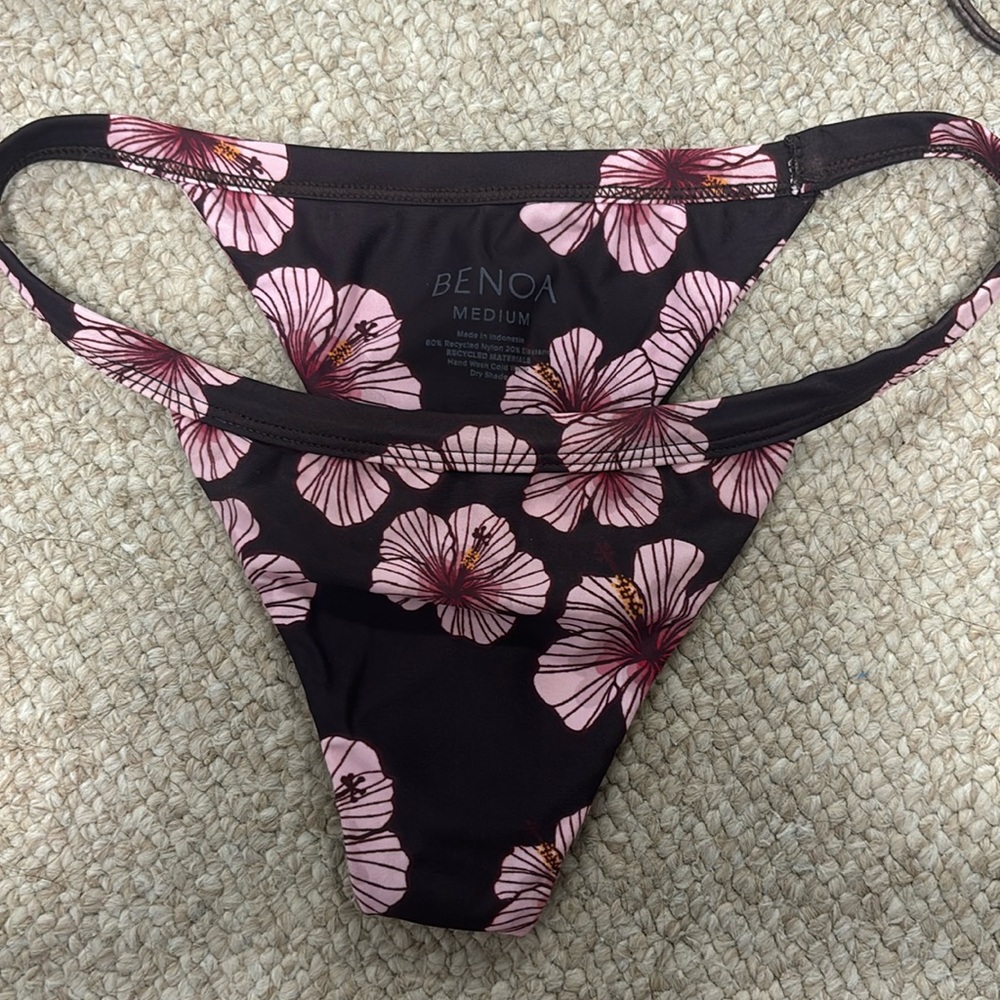 trade only: benoa uluwatu bottoms size m